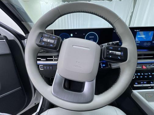 2025 Hyundai SANTA FE HEV Calligraphy