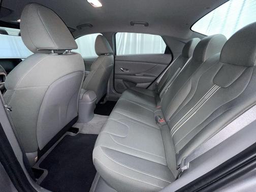 2023 Hyundai ELANTRA HEV Blue