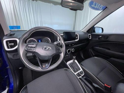 2022 Hyundai VENUE Limited