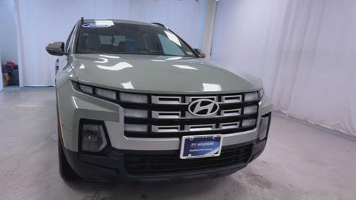 2025 Hyundai SANTA CRUZ SEL Activity