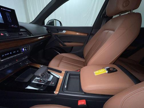 2022 Audi Q5 45 S line quattro Premium