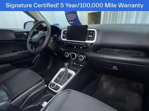 2022 Hyundai VENUE Limited