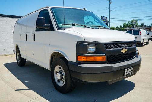 2017 Chevrolet Express 2500 Work Van