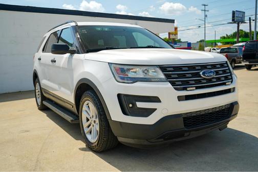 2017 Ford Explorer Base