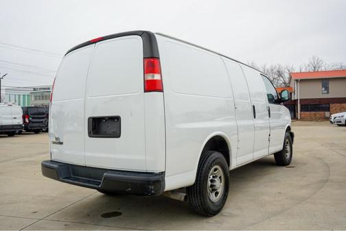 2017 Chevrolet Express 2500 Work Van