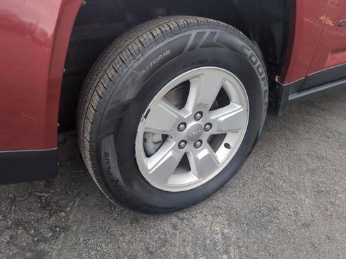 Deep Cherry Red Crystal Pearlcoat 2014 Jeep Compass Sport