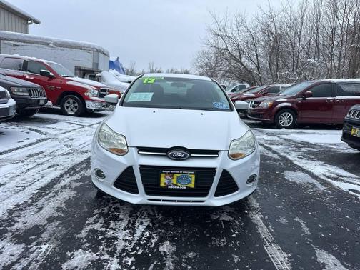 Black 2012 Ford Focus SE