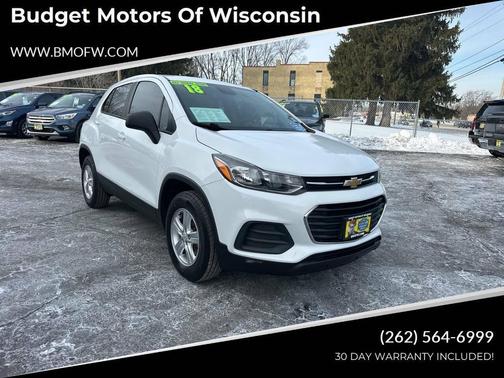Summit White 2018 Chevrolet Trax LS