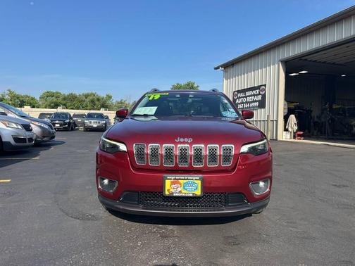 Velvet Red Pearlcoat 2019 Jeep Cherokee Limited