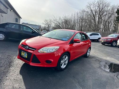 Race Red 2014 Ford Focus SE