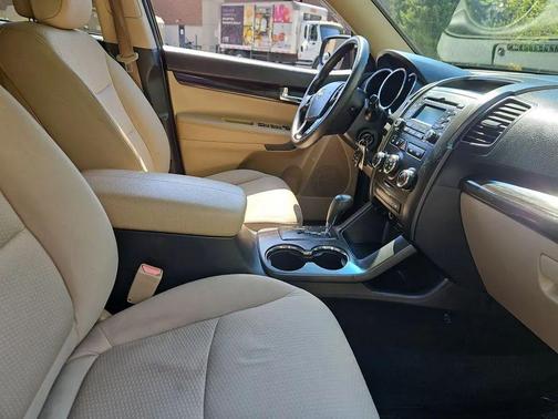 Dark Cherry 2012 Kia Sorento LX