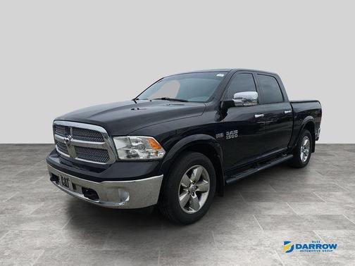 Brilliant Black Crystal Pearlcoat 2018 RAM 1500 ST