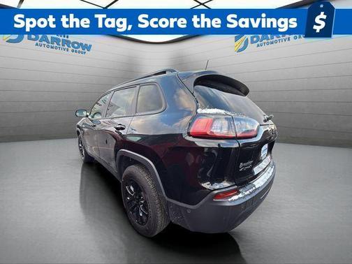 Diamond Black Crystal Pearlcoat 2023 Jeep Cherokee Altitude