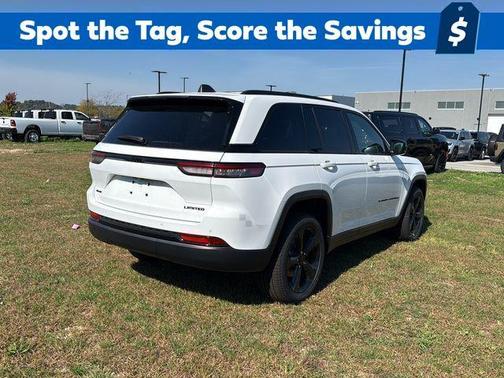 Bright White Clearcoat 2025 Jeep Grand Cherokee Limited