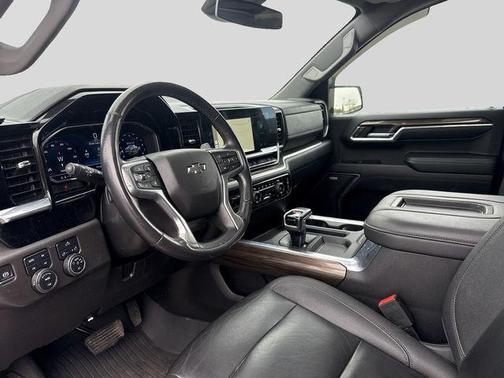 Black 2022 Chevrolet Silverado 1500 RST