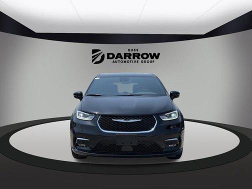 2025 Chrysler Pacifica L