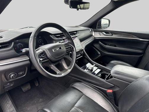 Velvet Red Pearlcoat 2022 Jeep Grand Cherokee L Overland