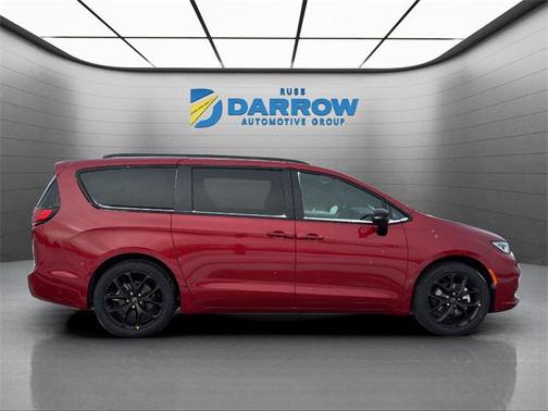 2026 Chrysler Pacifica L