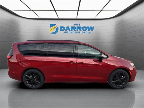 2026 Chrysler Pacifica L