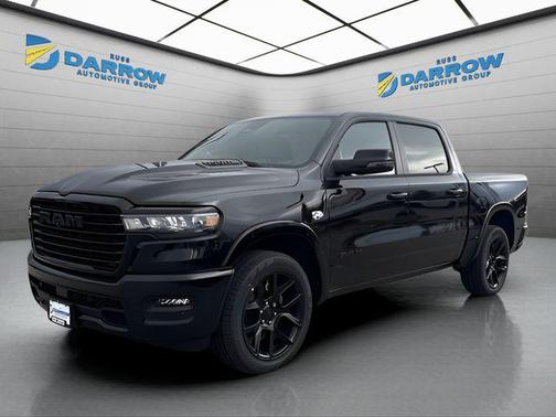 Diamond Black Crystal Pearlcoat 2026 RAM 1500 Laramie