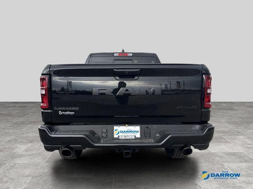 Diamond Black Crystal Pearlcoat 2026 RAM 1500 Laramie