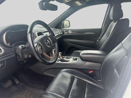 Bright White Clearcoat 2017 Jeep Grand Cherokee Overland