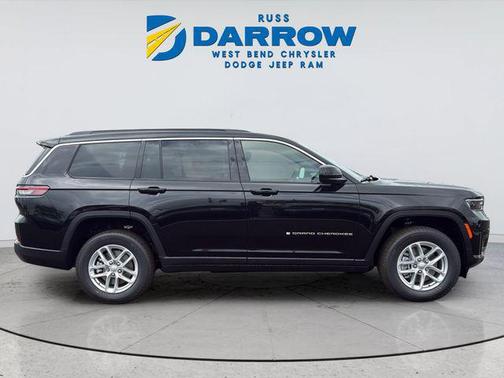 Diamond Black Crystal Pearlcoat 2026 Jeep Grand Cherokee L Altitude