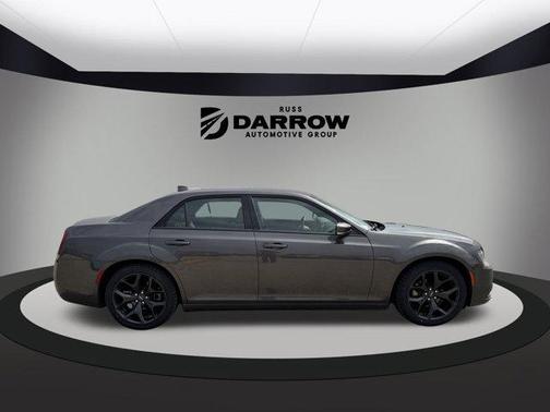 2022 Chrysler 300 S