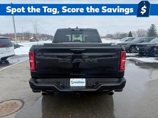 Diamond Black Crystal Pearlcoat 2026 RAM 1500 Limited