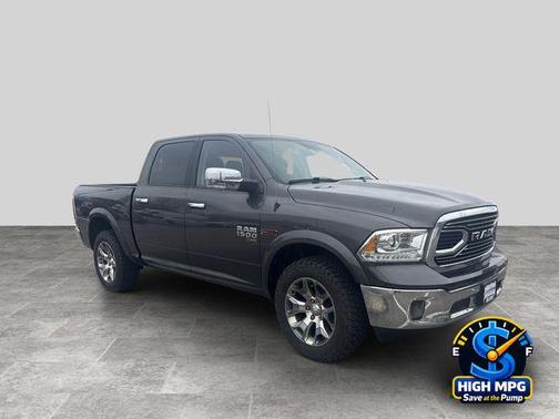 Granite Crystal Metallic Clearcoat 2019 RAM 1500 Laramie