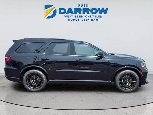 DB Black Crystal Clearcoat 2026 Dodge Durango GT Premium AWD HEMI V8