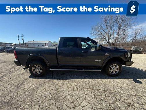 2021 RAM 3500 Laramie Crew Cab 4x4 6'4' Box