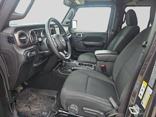 Granite Crystal Metallic Clearcoat 2018 Jeep Wrangler Unlimited Sport