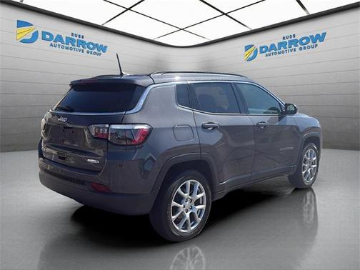 2024 Jeep Compass Latitude Lux