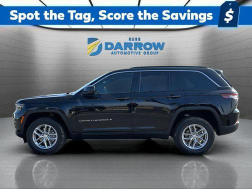 Diamond Black Crystal Pearlcoat 2026 Jeep Grand Cherokee Altitude