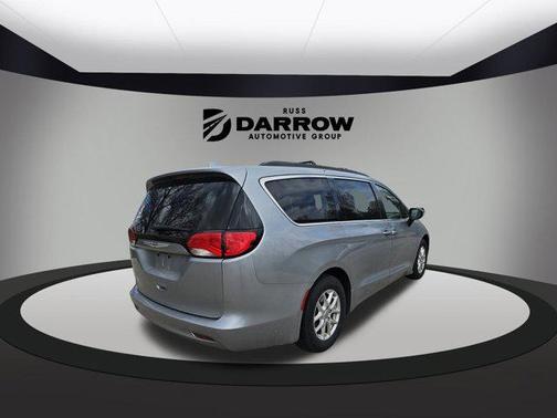 2020 Chrysler Voyager LXI