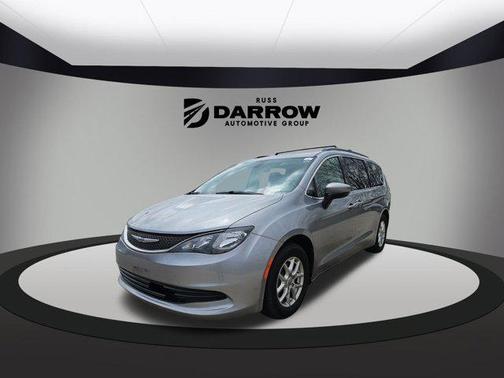 2020 Chrysler Voyager LXI