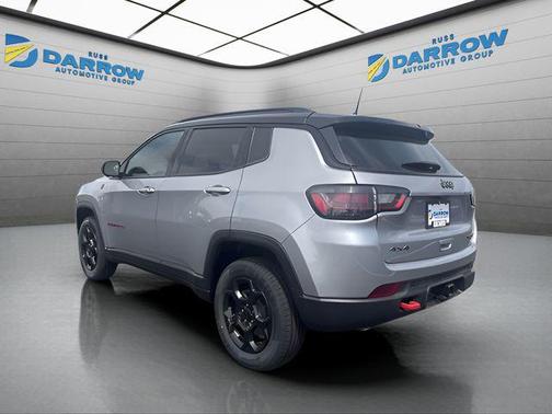 Billet Silver Metallic Clearcoat 2023 Jeep Compass Trailhawk