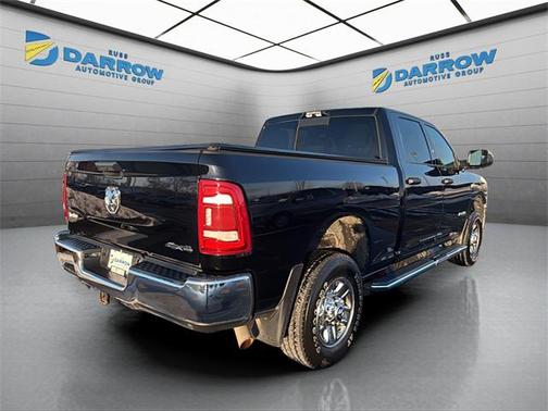 2022 RAM 2500 Tradesman Crew Cab 4x4 6'4' Box