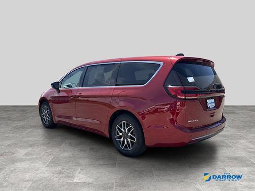 Pr6 2027 Chrysler Pacifica Limited