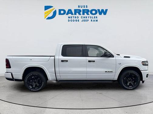 Bright White Clearcoat 2026 RAM 1500 Big Horn/Lone Star