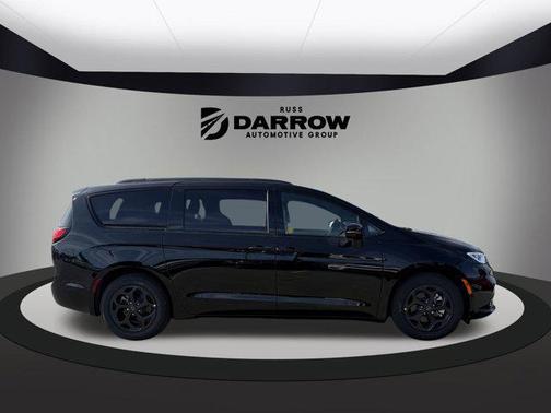 2025 Chrysler Pacifica Hybrid Premium S Appearance Pkg