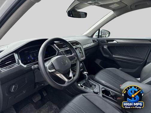 2024 Volkswagen Tiguan 2.0T SE 4MOTION