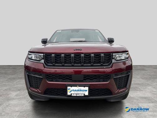 Velvet Red Pearlcoat 2026 Jeep Grand Cherokee Altitude