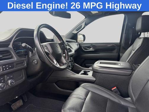 2023 Chevrolet Suburban RST