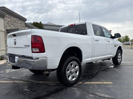 2017 RAM 3500 SLT Crew Cab 4x4 6'4' Box