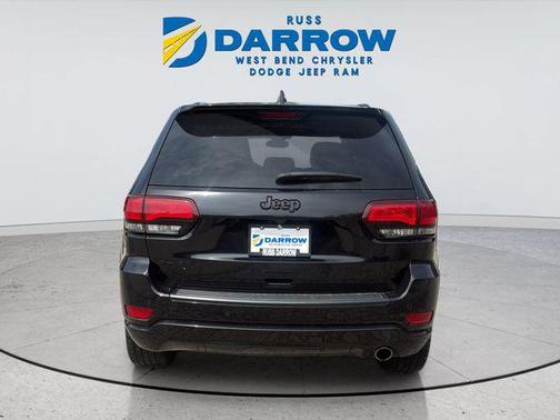 Diamond Black Crystal Pearlcoat 2020 Jeep Grand Cherokee Altitude