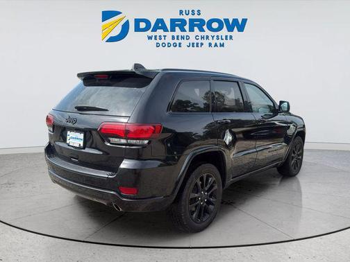 Diamond Black Crystal Pearlcoat 2020 Jeep Grand Cherokee Altitude