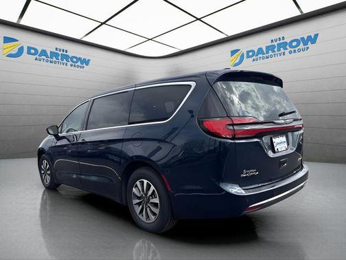 Fathom Blue Pearlcoat 2023 Chrysler Pacifica Hybrid Touring L
