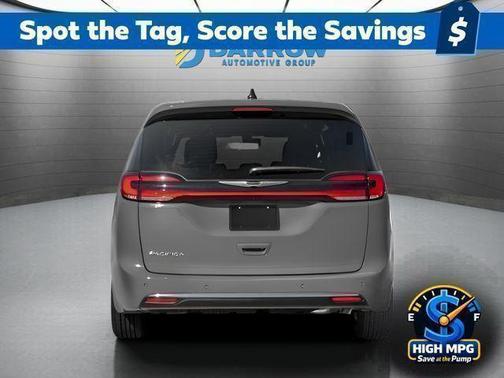 Bright White Clearcoat 2025 Chrysler Pacifica L